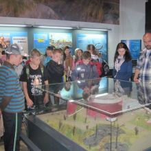 07347dddc4e4fe67770cb3d40605f7d7